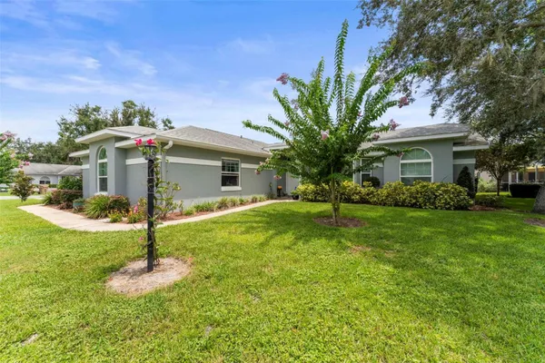 11218 FOUNTAIN LAKE BLVD