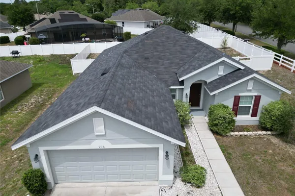 906 CHESTNUT DR