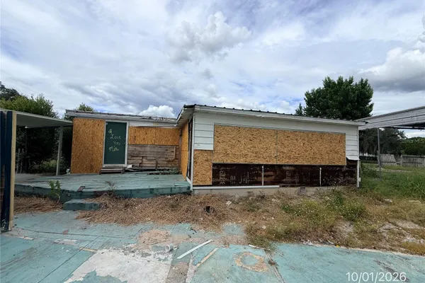 12024 LAKEVIEW DR