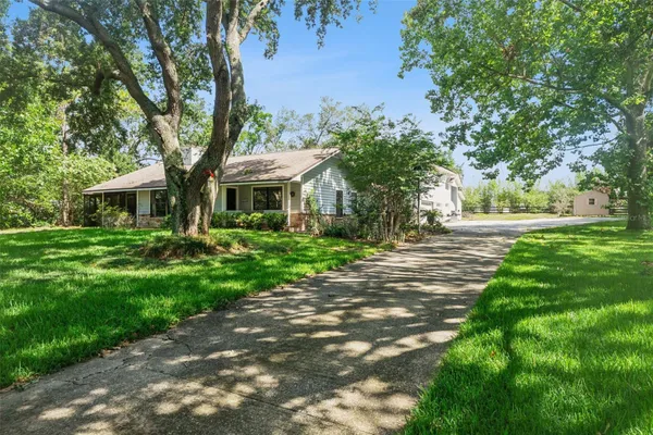 15749 ARABIAN WAY