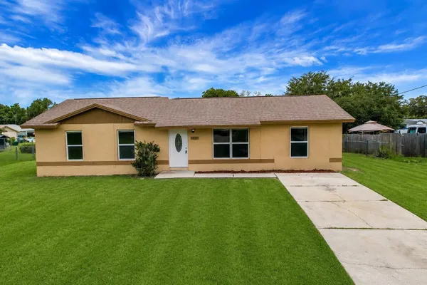 1229 PADGETT CIR