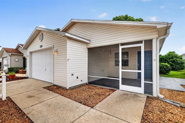 1606 CAMPOS DR