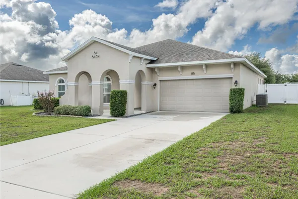 37102 SCENIC BLUFF DR
