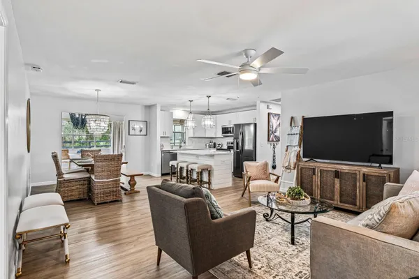 202 JUAREZ WAY