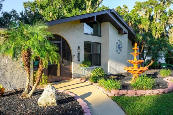 8106 SPRING DR