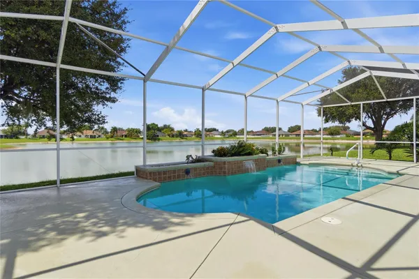543 TERRANOVA CIR