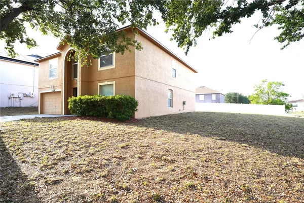 3329 WHITE BLOSSOM LN