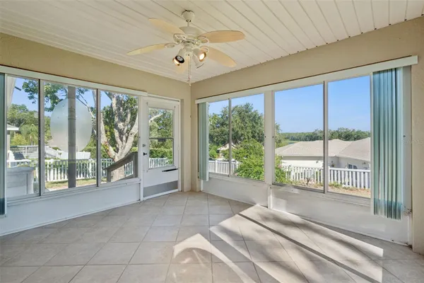 110 TWIN LAKE CIR