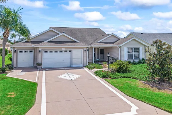 1857 POPPY CIR