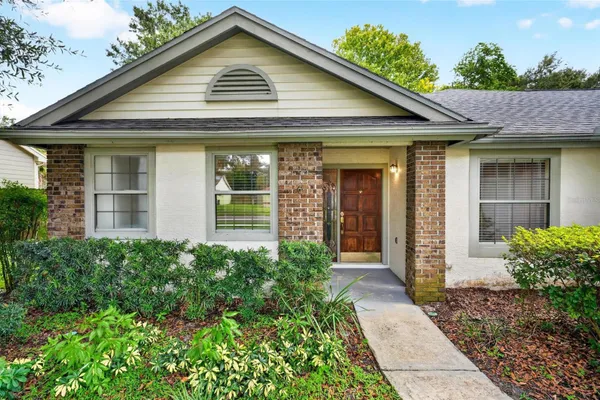 477 AUTUMN OAKS PL