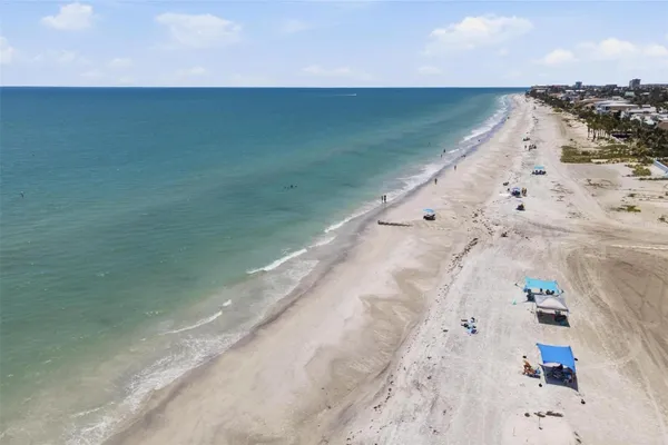 15462 GULF BLVD 604