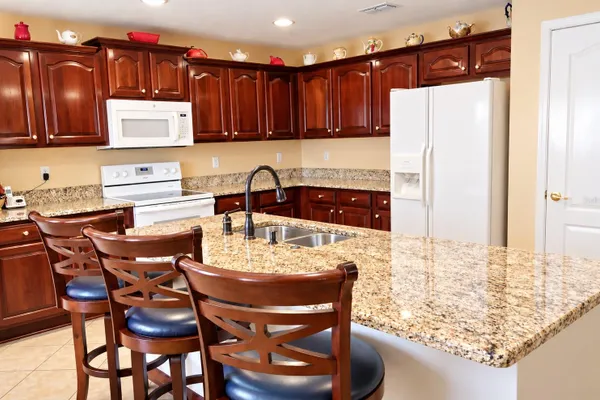 4408 ARUBA BLVD