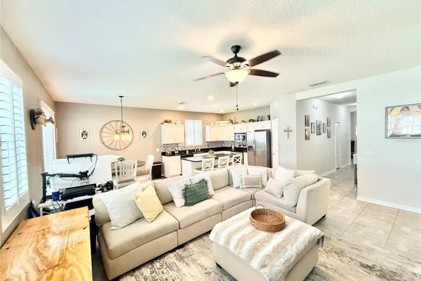 2769 LIMERICK CIR