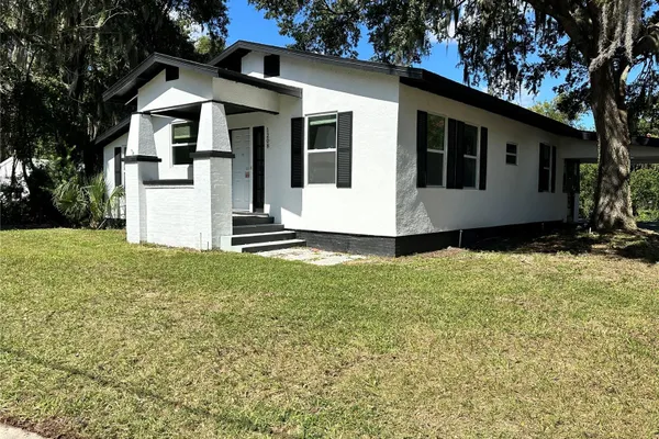 1208 BONAIRE DR