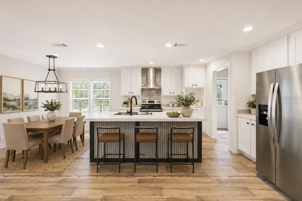 202 MIMOSA DR