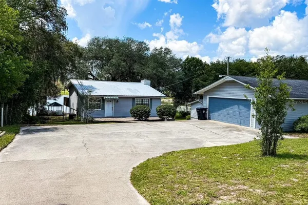 5616 SILVER SANDS CIR