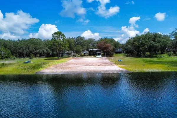 5616 SILVER SANDS CIR