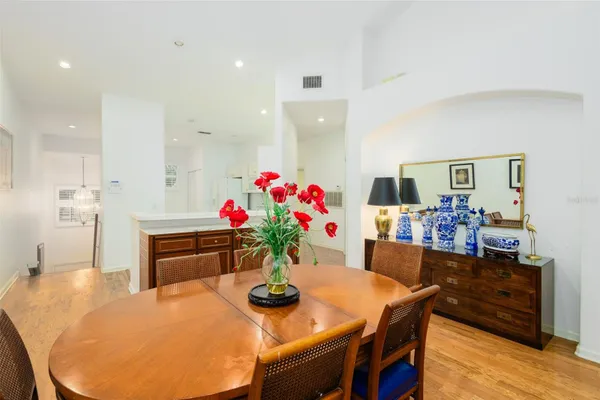 334 ENCLAVE DR 334