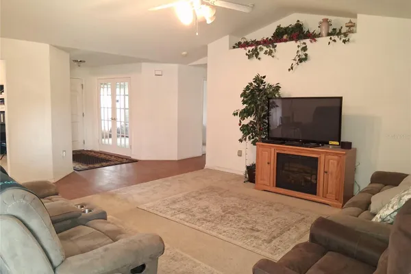 6759 ASHBURY DR