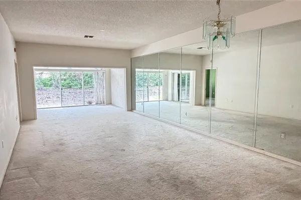 1 ENCLAVE DR