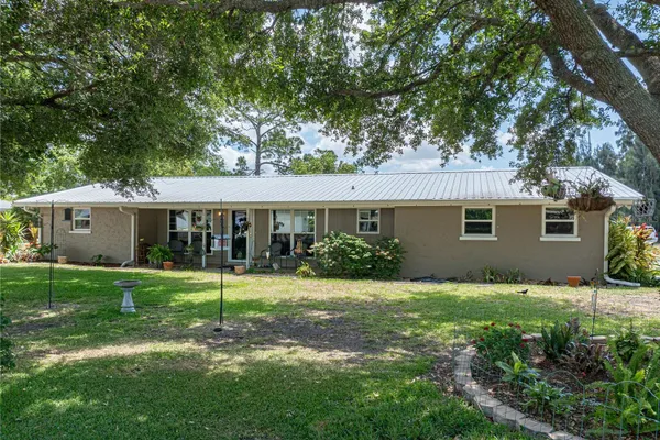 246 CANAL DR