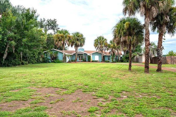 589 THORNBURG RD
