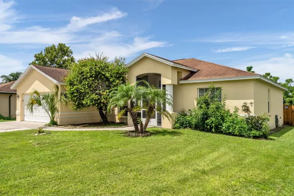3549 MANOR LOOP