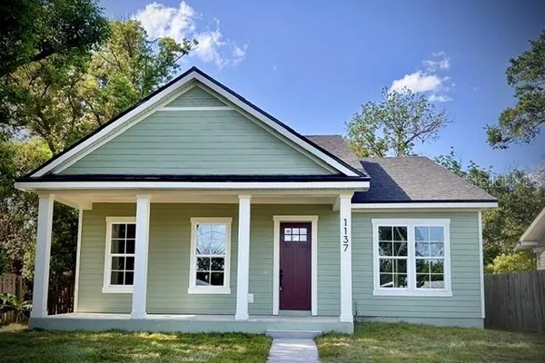 1137 DOROTHY ST