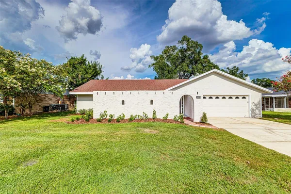 4826 KIMBALL CT