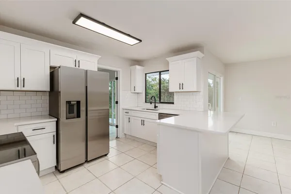 4826 KIMBALL CT