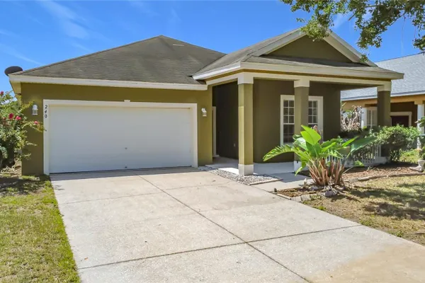 240 JAMES CIR