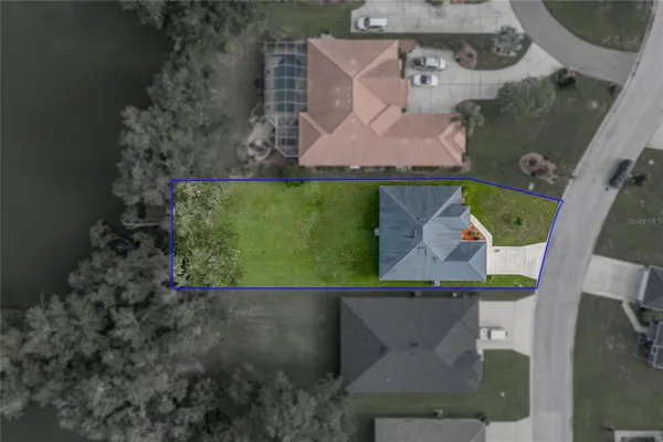 4505 FAIRWAY OAKS DR