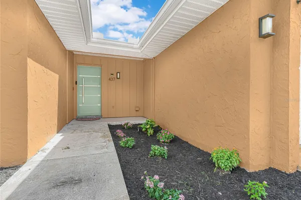 437 BROWARD TER
