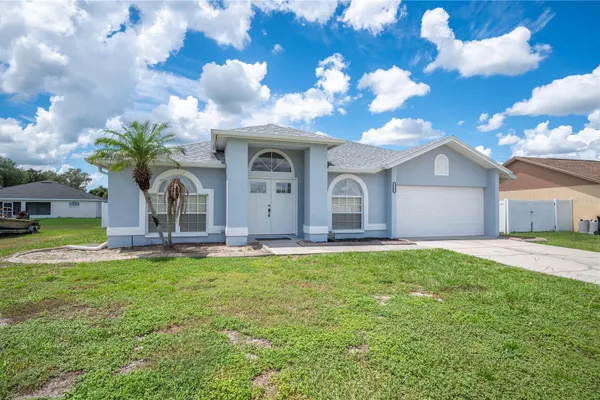 3326 MERLOT DR