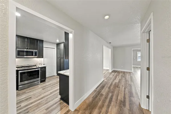451 CAMEO DR