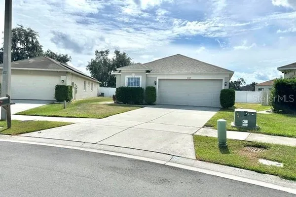 4403 COUNTRY HILLS BLVD