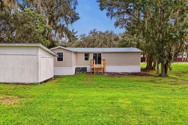 2412 ISLAND OAKS