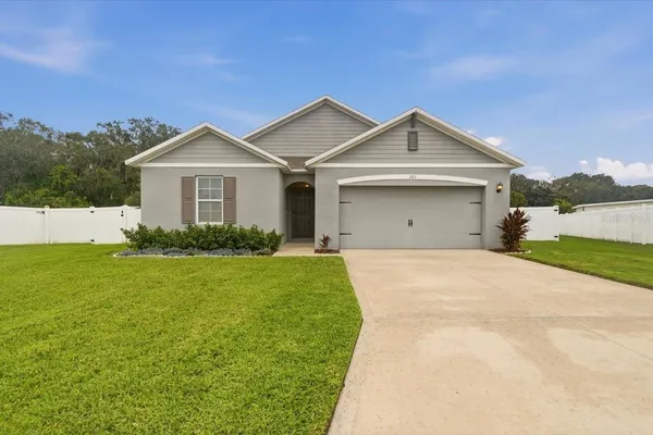 261 ST THOMAS DR