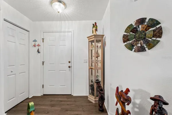 5800 SABAL TRACE DR 1204
