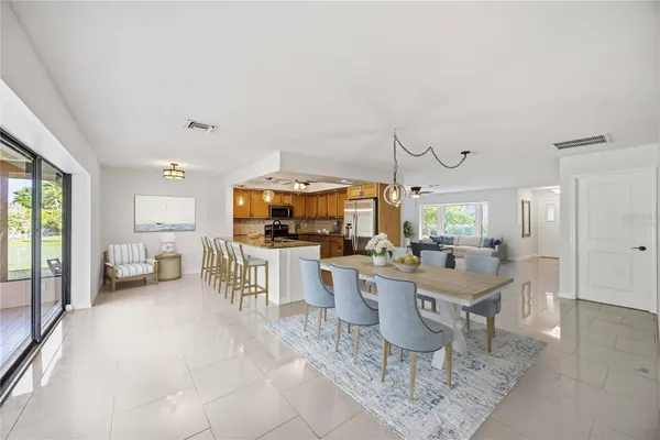 2317 GOYA DR
