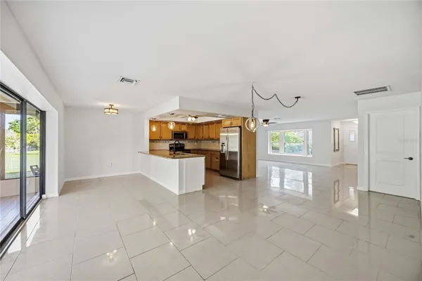 2317 GOYA DR