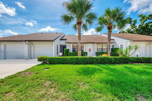 1211 CAPRI ISLES BLVD 14