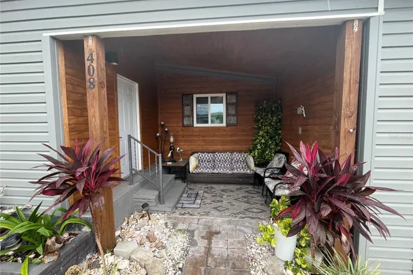 408 CERVINA DR