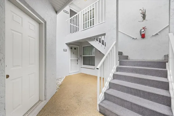 1041 CAPRI ISLES BLVD 216