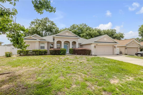 36624 GRAND ISLAND OAKS CIR