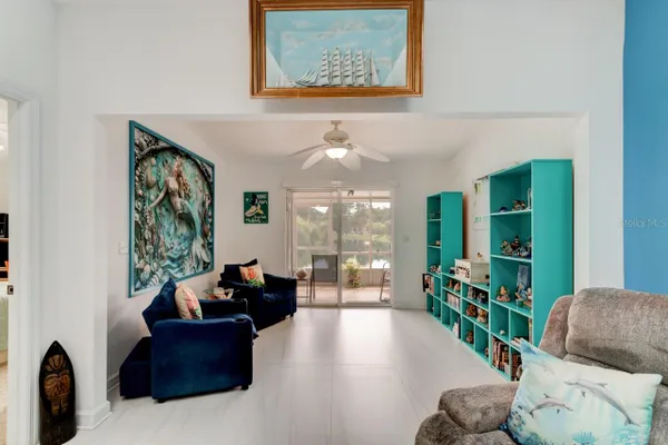 2246 HAWKS COVE CIR