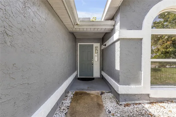 886 ANDKEN LN