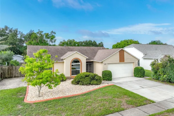 859 YORKTOWNE DR