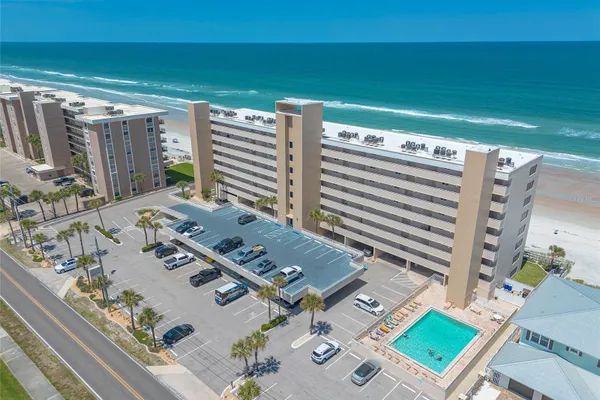 4453 S ATLANTIC AVE 703