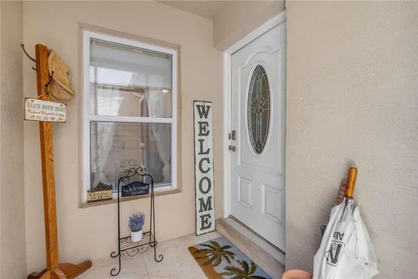 2293 HAWKS COVE CIR